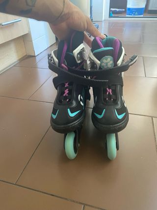 Patines infantiles casi nuevos