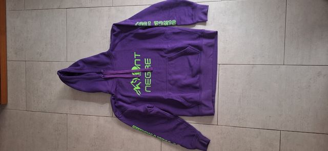 Sudadera Montnegre morada talla S