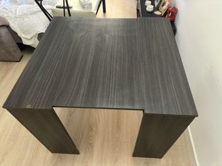 Mesa extensible gris oscuro

