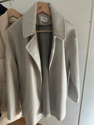 Abrigo Zara Gris