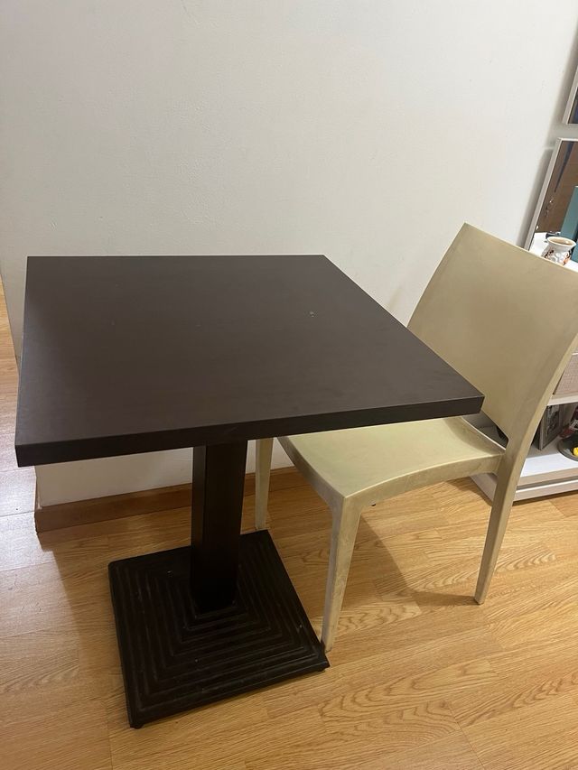 SET 10 MESAS con sus Sillas para HOSTELERIA