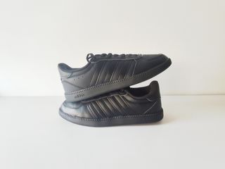 Zapatillas Adidas negras