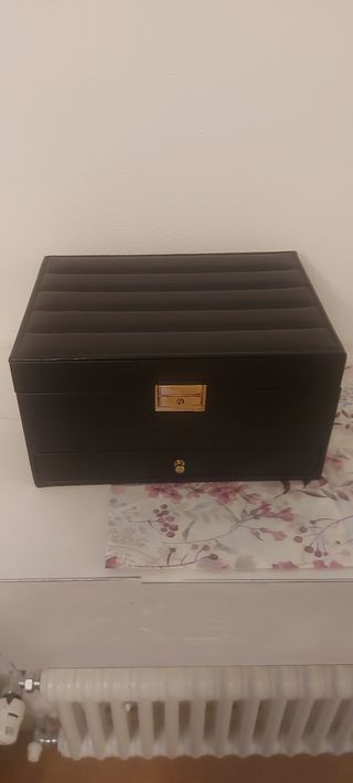 Scatola portagioie nera