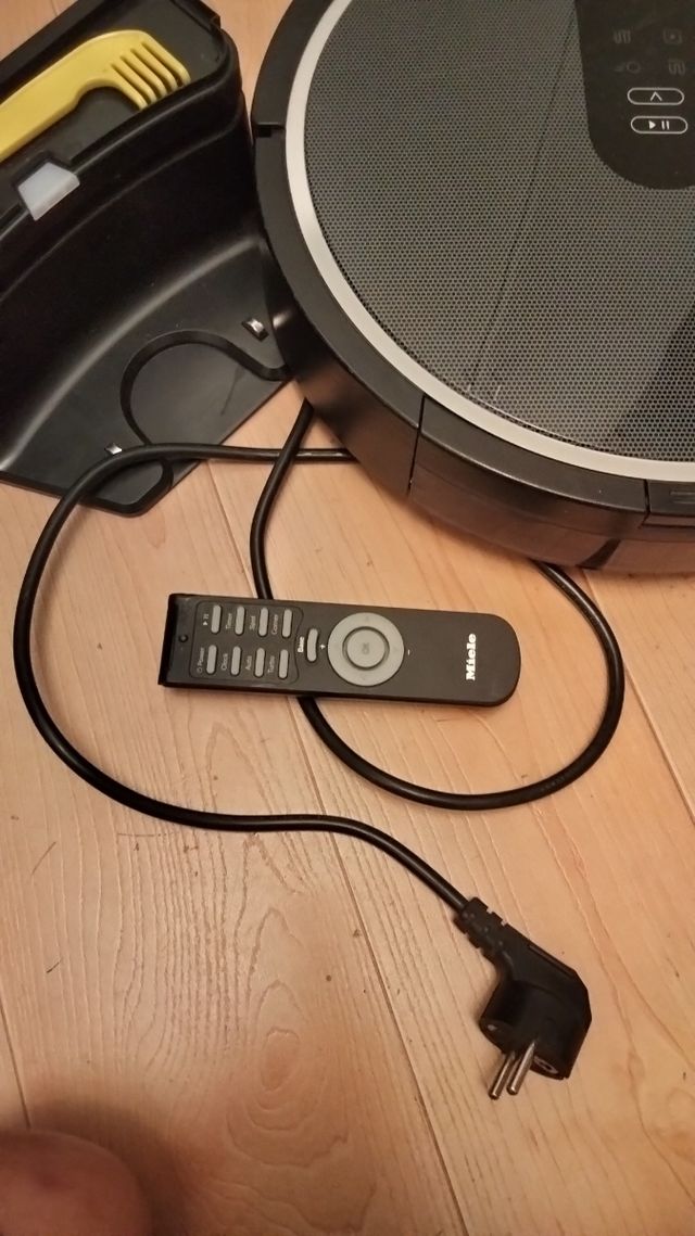 Aspiradora robot Miele escout RX1