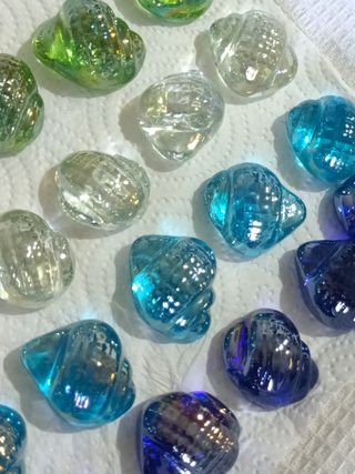 Conchiglie di vetro decorative