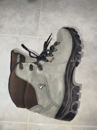Botas Boreal trekking - grises y marrones