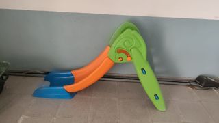 Tobogán infantil pequeño