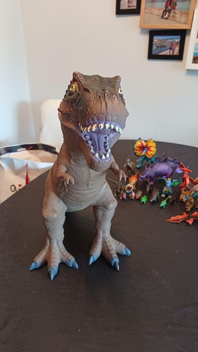 Lote Dinosaurios Juguetes