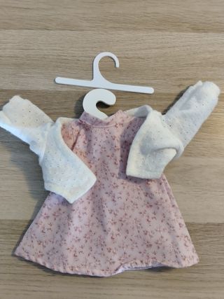 Muñeco Antonio Juan con ropa, en perfecto estado.