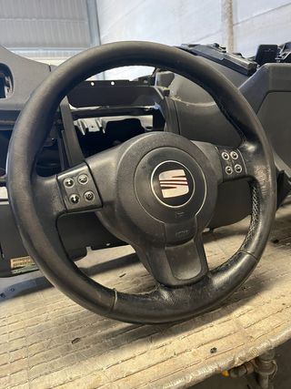 Salpicadero Seat León mk2