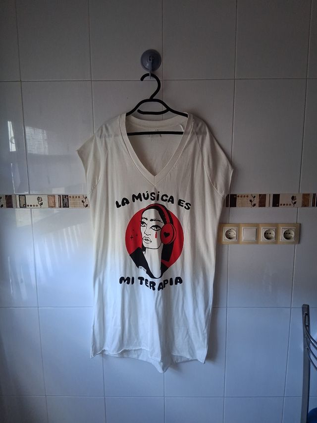 Túnica blanca - Música es mi terapia