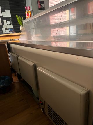 Vitrina pastelería refrigerada