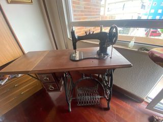 Máquina coser Remington antigua