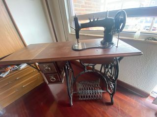 Máquina coser Remington antigua