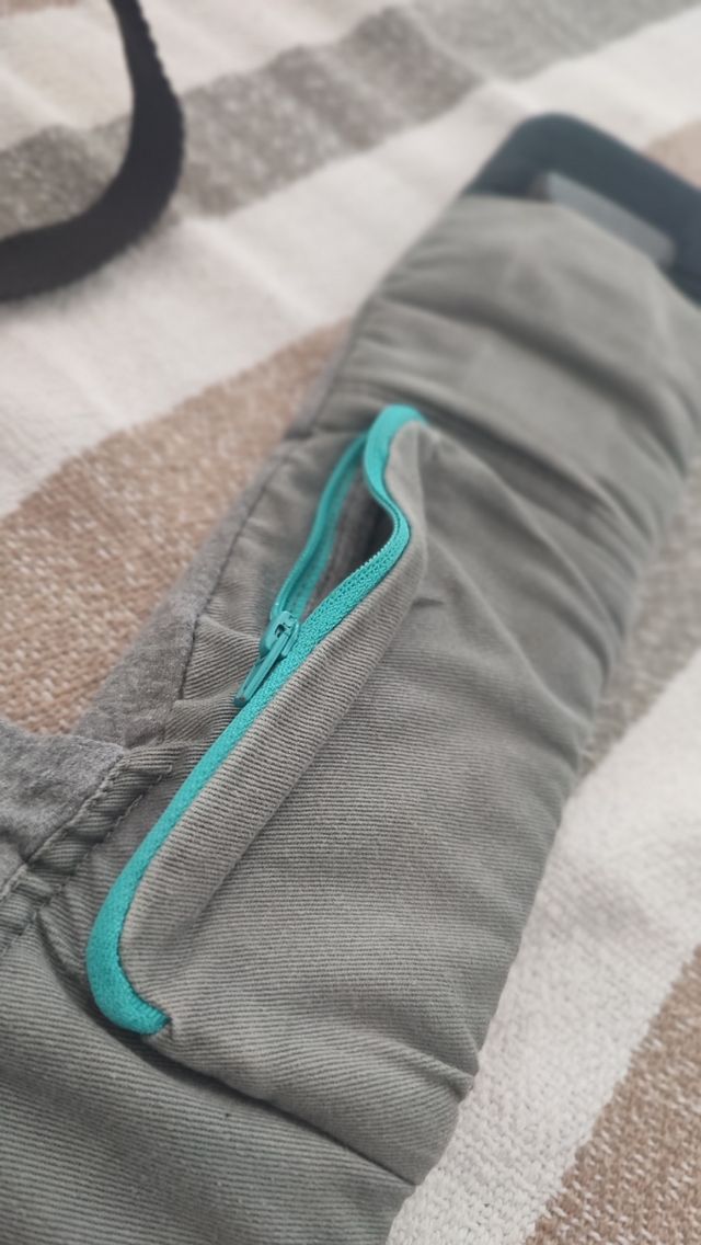 Mochila portabebés Chicco Myamaki Fit Gris