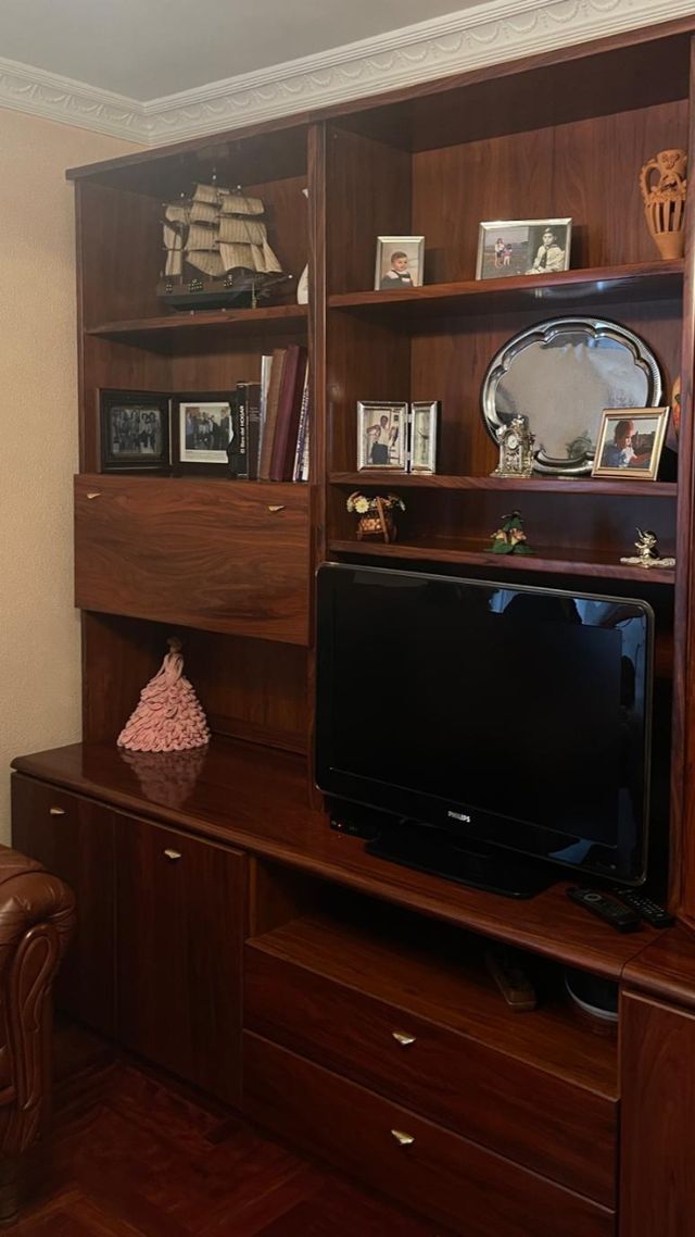 Muebles salón antiguos madera