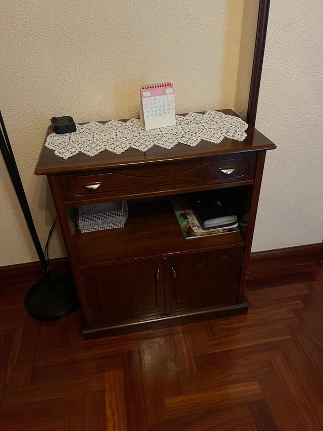 Muebles salón antiguos madera