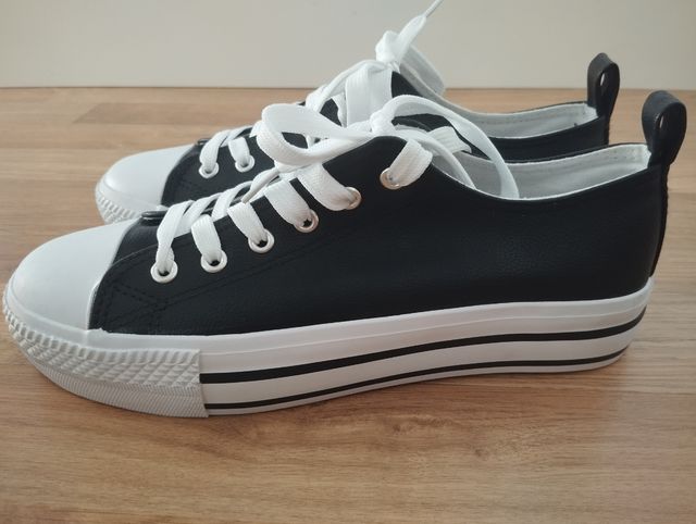 Zapatillas tipo Converse