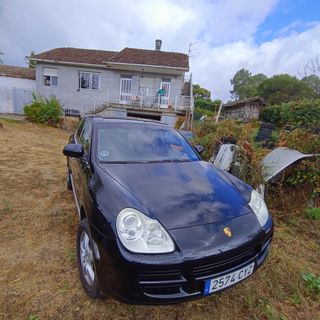 Porsche Cayenne 2004