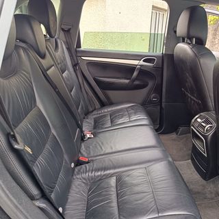 Porsche Cayenne 2004