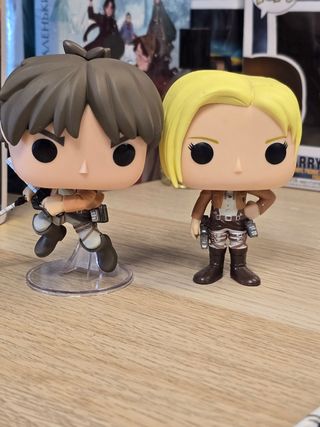 Funko Pops! Attack on Titan Eren y Annie 1165 236