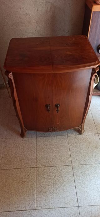 Máquina de coser Singer Antigua