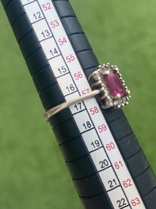 Anillo plata y rubí 