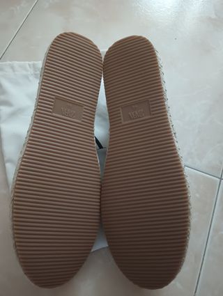 Zapatillas Zara beige hombre