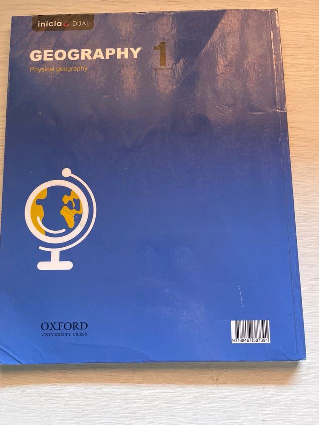 Inicia Geography 1.º ESO. Student's Book Volume...