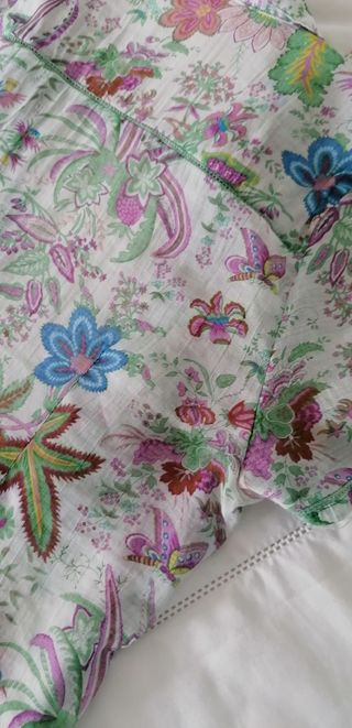 Blusa estampada manga corta