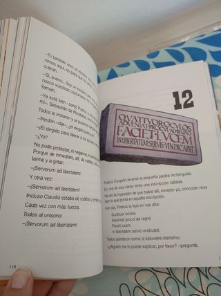 Libro infantil , los forasteros del tiempo.