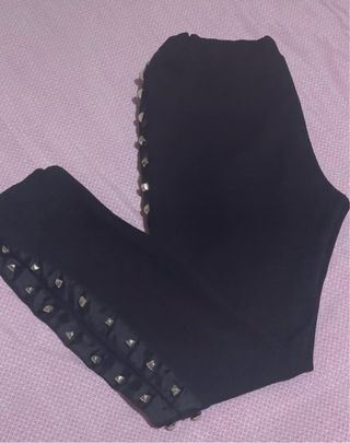 Pantaloni donna neri borchie
