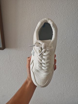 Zapatillas Valentino Garavani blancas, talla 40
