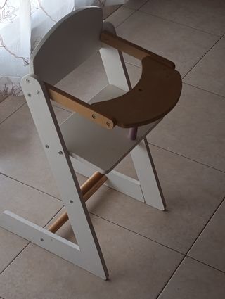 TRONA MADERA BEBÉ.
