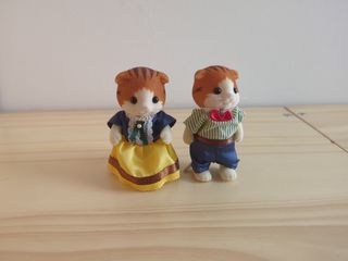 Familia sylvanian families gatos maple con librito