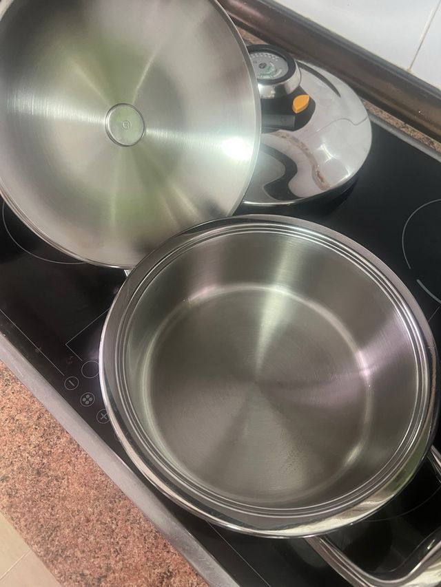 Panela AMC com tampa rápida