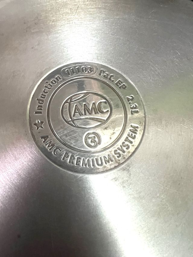 Panela AMC com tampa rápida