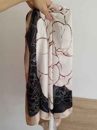 Pañuelo seda vintage | beige-negro