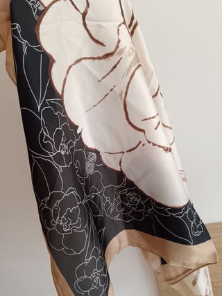 Pañuelo seda vintage | beige-negro