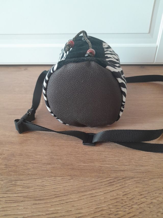 Magnesera escalada cebra