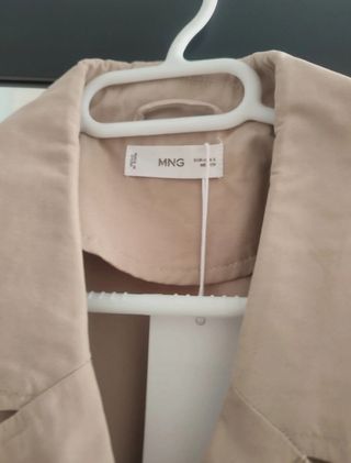 Gabardina Mango beige talla S