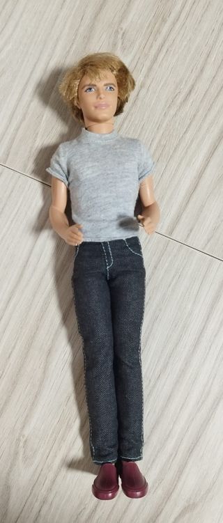 Muñeco Ken Barbie