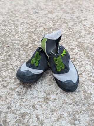Zapatillas escalada niño, talla 30