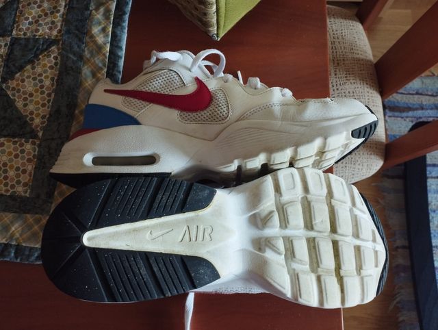 Zapatillas Nike Air Max Fusion Blancas y Rojas