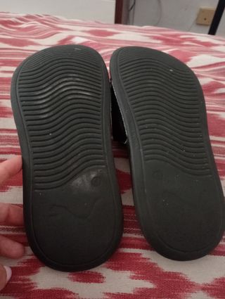 Chanclas Puma  Negras