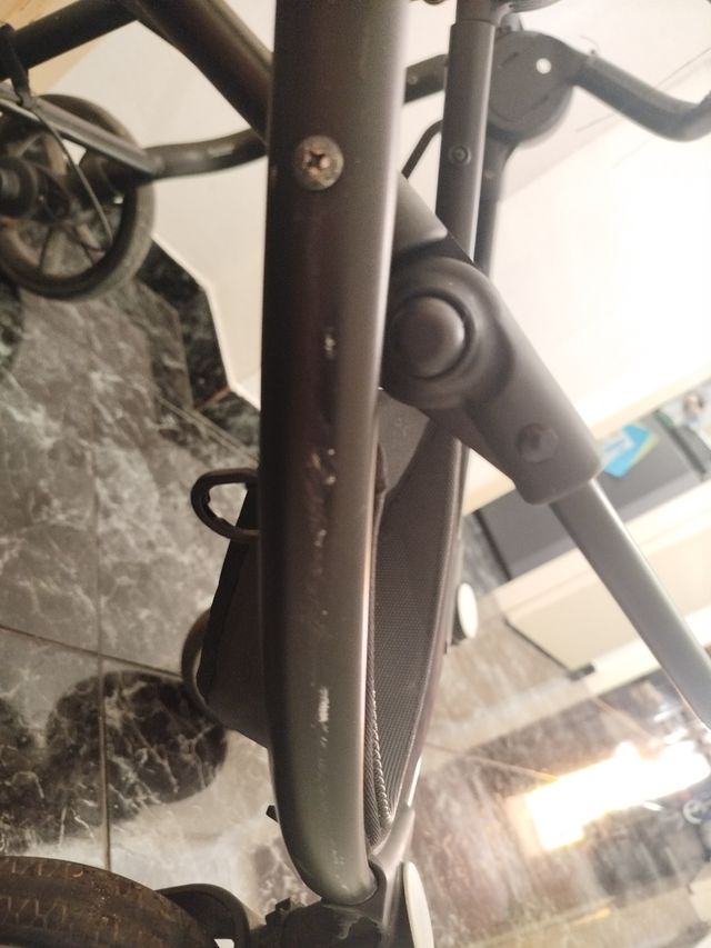 Carro gemelar Easy Twin 4 con plástico lluvia