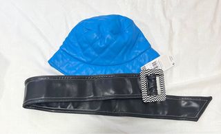 lote bucket hat + cinturón