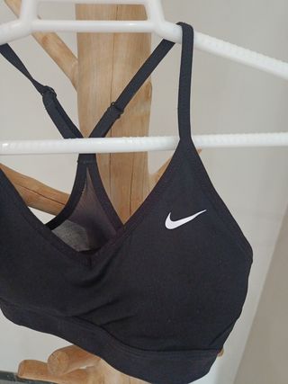 Sujetador deportivo NIKE negro