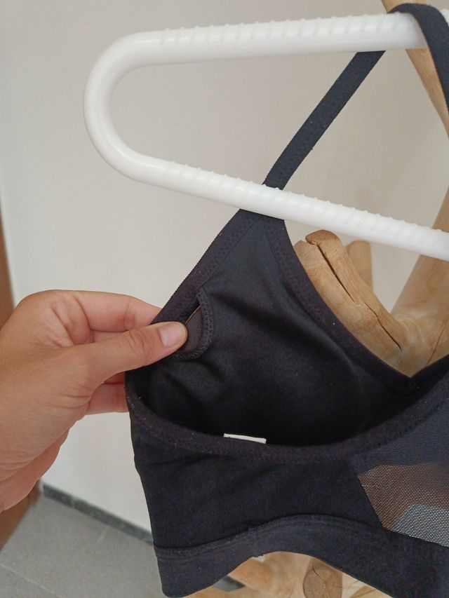 Sujetador deportivo NIKE negro