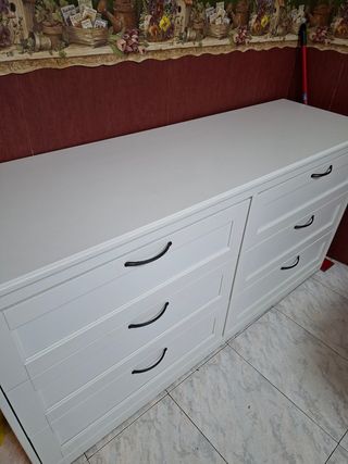 Cómoda Ikea blanca - 6 cajones ennperfecto estado 